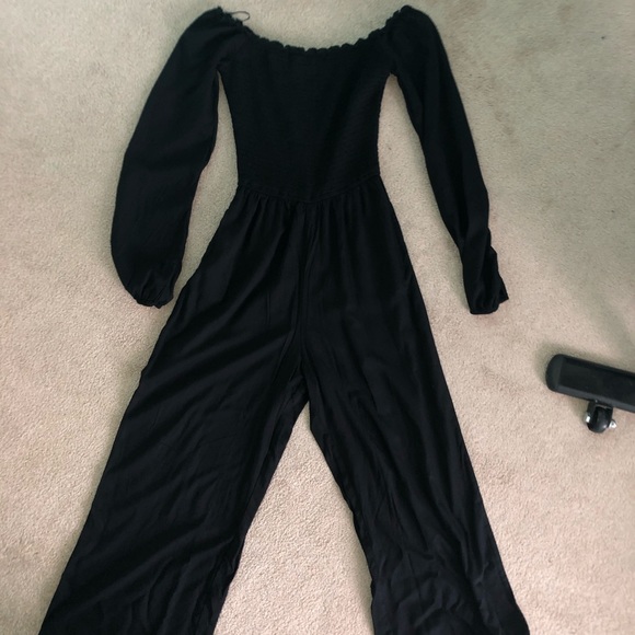 hollister floral jumpsuit